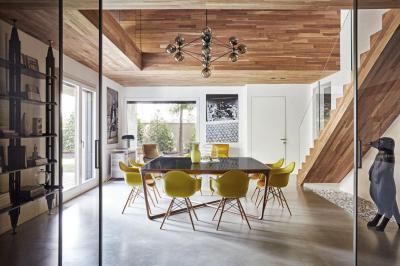 Eklektikus belső tér látványos részletekkel - nappali ötlet