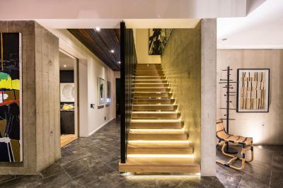 Praktikus lépcsővilágítás - belső továbbiak ötlet, modern stílusban