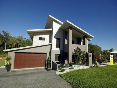 Homlokzatok31 - homlokzat ötlet, modern stílusban