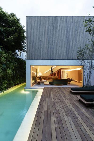 Terasz faburkolattal, medencével - erkély / terasz ötlet, modern stílusban