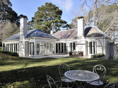 Homlokzatok63 - homlokzat ötlet, modern stílusban