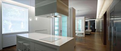 Hófehér minimál konyha - konyha / étkező ötlet, minimál stílusban