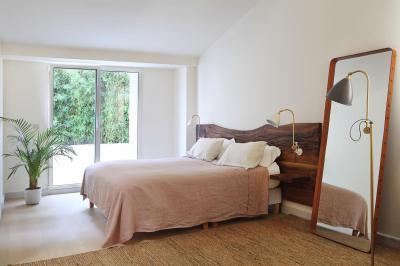 Fa ágyvég a hálóban - háló ötlet, modern stílusban