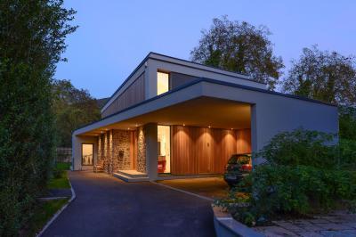 Fa és kő homlokzatburkolat - homlokzat ötlet, modern stílusban