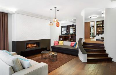 Nappali kandallóval és szinteltolással - nappali ötlet, modern stílusban