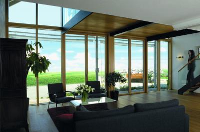 Üvegajtókkal a teraszra - nappali ötlet, modern stílusban