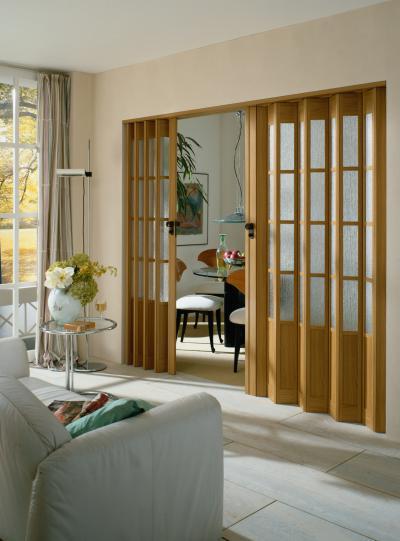 Kétszárnyú harmonikaajtó - nappali ötlet, modern stílusban