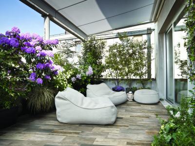 Fahatású hidegburkolat teraszon - erkély / terasz ötlet, modern stílusban