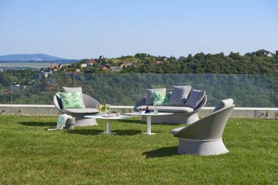 Verona kerti garnitúra - erkély / terasz ötlet, modern stílusban