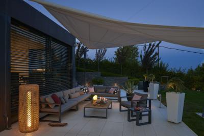 Nappali jellegű kertibútorok - erkély / terasz ötlet, modern stílusban