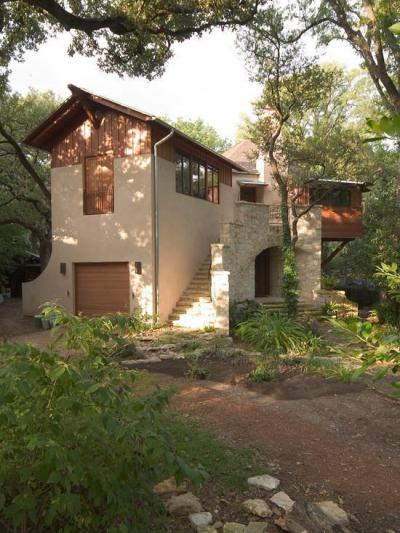 Terméskő korlát - homlokzat ötlet, rusztikus stílusban