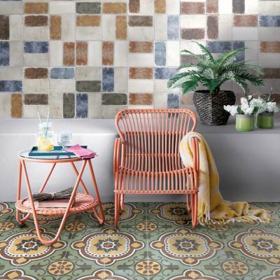 Mintás hidegburkolat - nappali ötlet