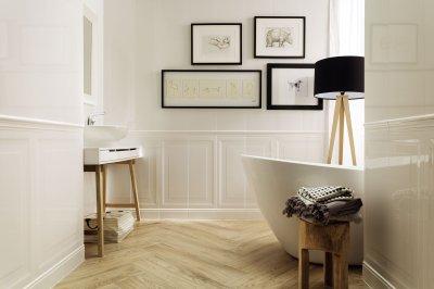 Fényes fehér csempe - fürdő / WC ötlet