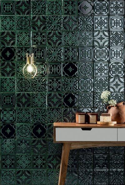 Nyomott mintás csempe - fürdő / WC ötlet, klasszikus stílusban