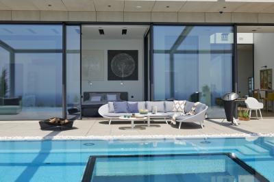 Modern kültéri kanapé - erkély / terasz ötlet, modern stílusban