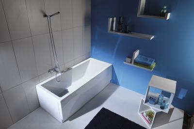Szögletes kád - fürdő / WC ötlet