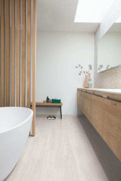 QS Eligna laminált padló - fürdő / WC ötlet, modern stílusban