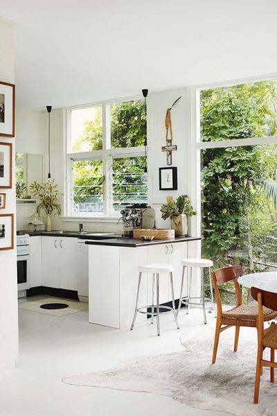 Üvegfalas konyha - konyha / étkező ötlet, modern stílusban