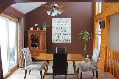 Zebracsíkos székek - konyha / étkező ötlet, modern stílusban