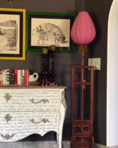 Mintás komód - nappali ötlet, klasszikus stílusban