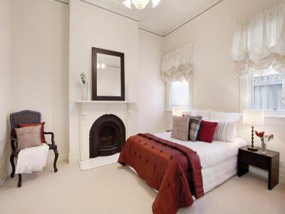 Fehér elegancia - háló ötlet, modern stílusban