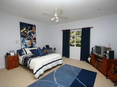 Fa bútorok - háló ötlet, modern stílusban