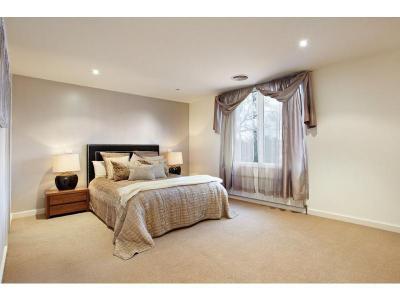 Csak egy ágy - háló ötlet, modern stílusban