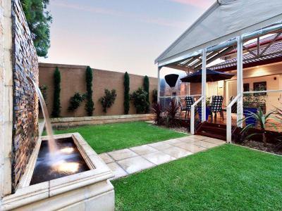 Kert,udvar - kert / udvar ötlet, modern stílusban