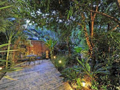 Kert,udvar - kert / udvar ötlet, rusztikus stílusban