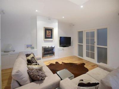 Kandallós házak57 - nappali ötlet, modern stílusban