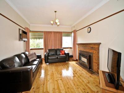 Kandallós házak72 - nappali ötlet, modern stílusban