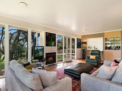 Kandallós házak78 - nappali ötlet, modern stílusban