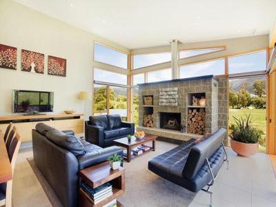 Kandallós házak24 - nappali ötlet, modern stílusban