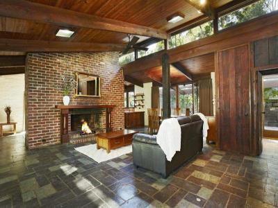 Kandallós házak96 - nappali ötlet, rusztikus stílusban