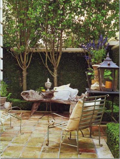 Klasszikus hangulatban - erkély / terasz ötlet