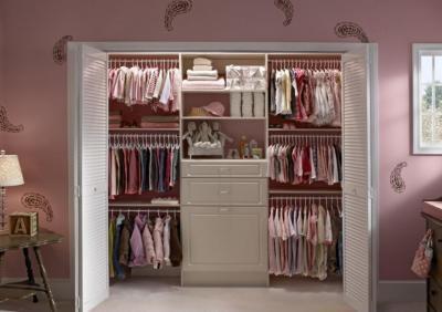 Baby gardrób - gyerekszoba ötlet, modern stílusban