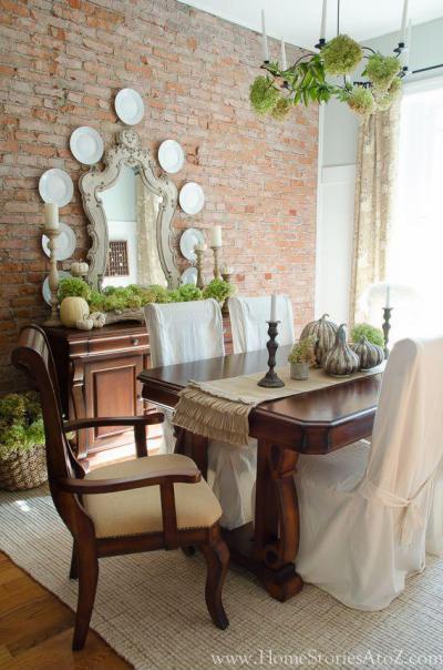 Tányérok a falon - konyha / étkező ötlet, klasszikus stílusban