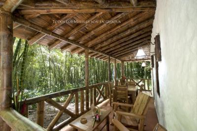 Bambusz terasz - erkély / terasz ötlet, mediterrán stílusban