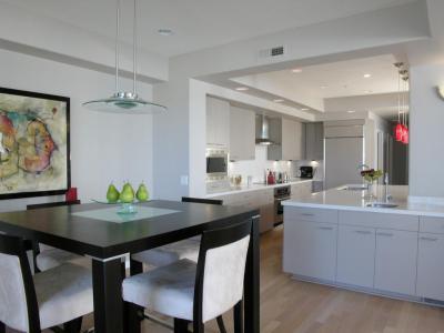 Fehér konyha - konyha / étkező ötlet, modern stílusban