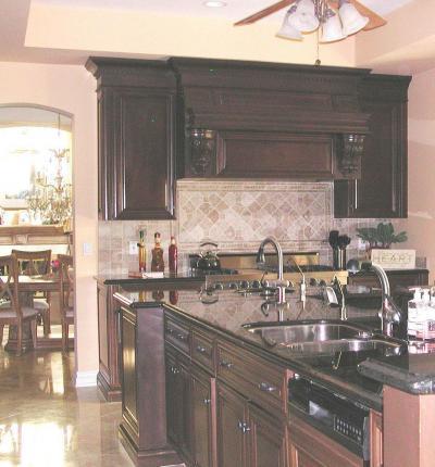 Klasszikus stílusú konyha - konyha / étkező ötlet, klasszikus stílusban