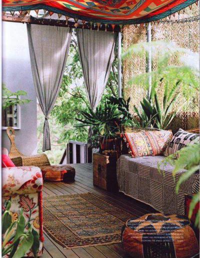 Függönyözve - erkély / terasz ötlet