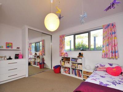 Tükrös szekrény - gyerekszoba ötlet, modern stílusban