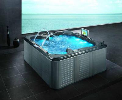 Ultramodern jacuzzi  - fürdő / WC ötlet, modern stílusban