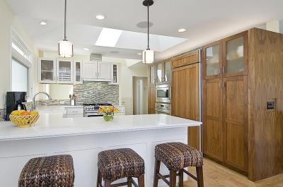 Fehér konyha - konyha / étkező ötlet, modern stílusban