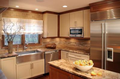 Barna árnyalatok a konyhában - konyha / étkező ötlet, klasszikus stílusban