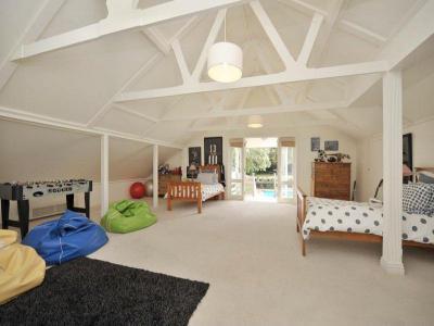 Óriási tér - gyerekszoba ötlet, modern stílusban