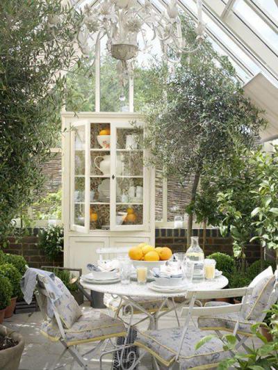 Reggeli a teraszon - erkély / terasz ötlet