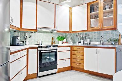 Konyha egy svéd lakásban - konyha / étkező ötlet, modern stílusban