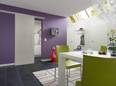 Tok nélküli tolóajtó igazán kis terekhez - előszoba ötlet, modern stílusban