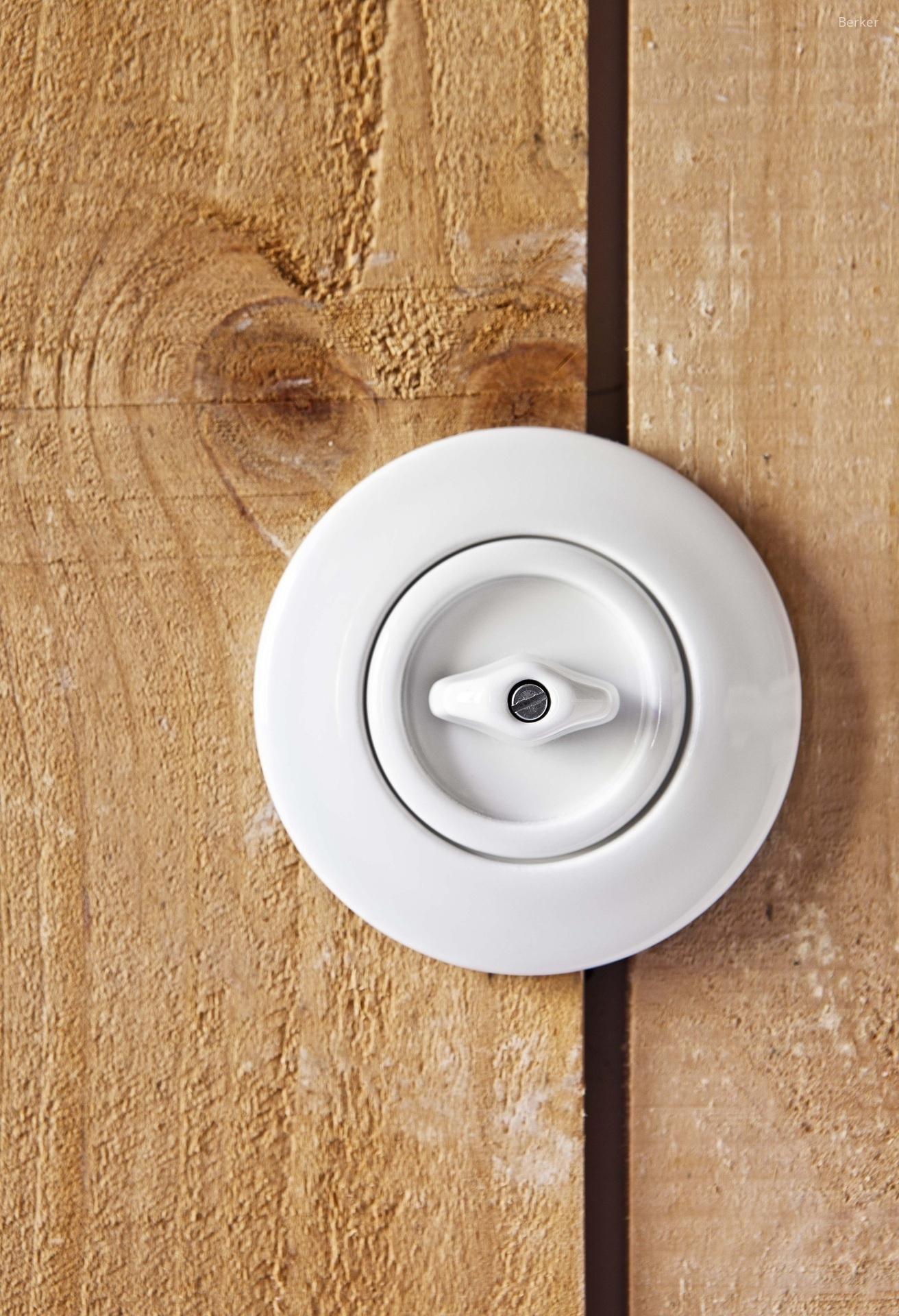 Vintage stíusú villanykapcsoló - nappali ötlet